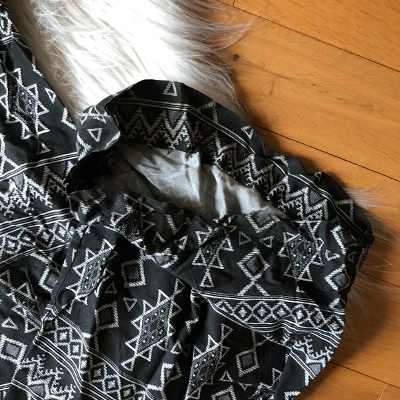 Billabong Print Bell Pants - Picture 3 of 4